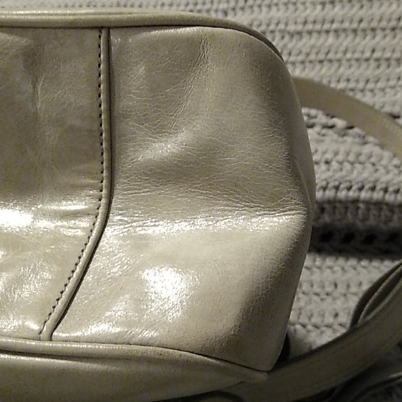 Coach - Picture 10 of 11